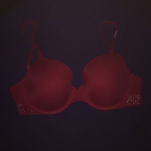 NWT PINK VS T-shirt bra